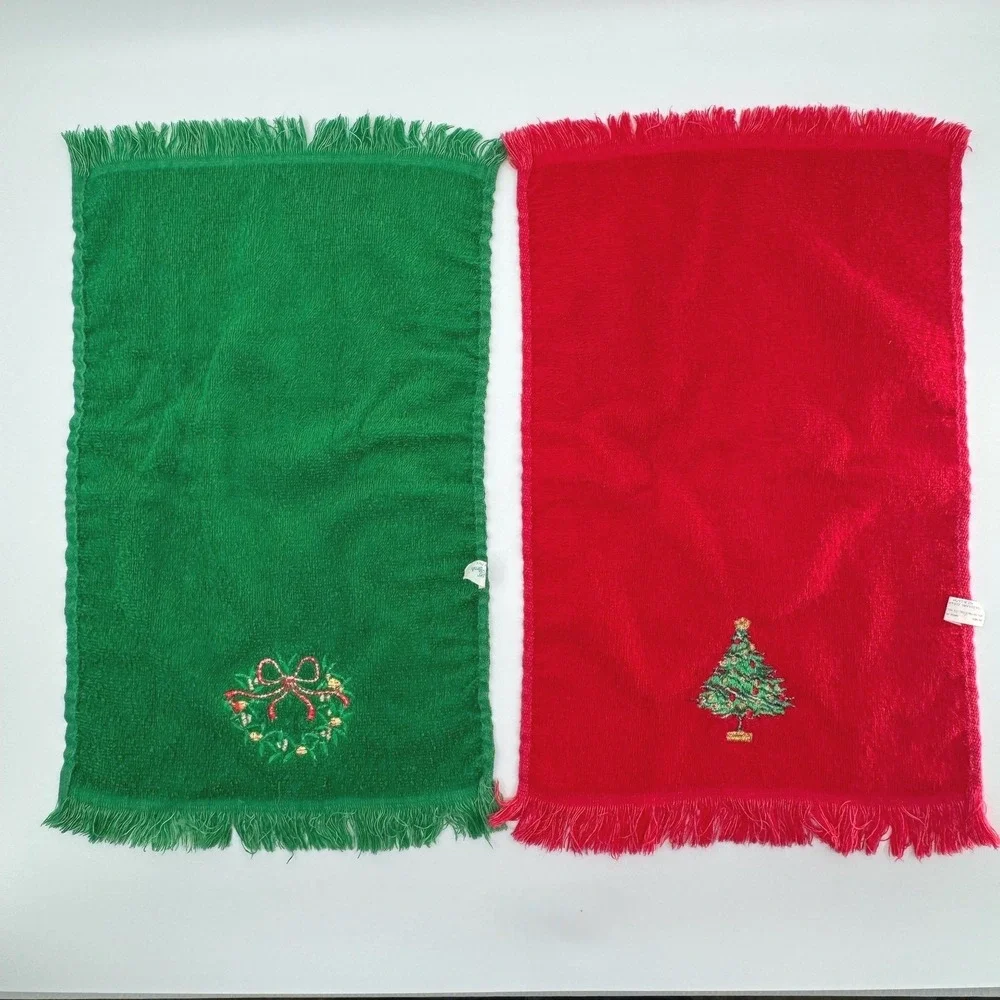 Vtg 70s Fieldcrest Guest Towels SET 2 Powder Room Christmas Tree Holiday Wreath